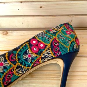 Stunning embroidered heels